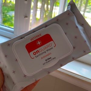 dōTERRA OnGuard Sanitizing Wipes